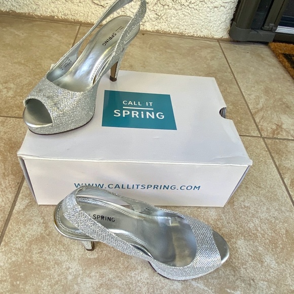 Call It Spring Women's Silver Slingback Heels - Picture 8 of 11